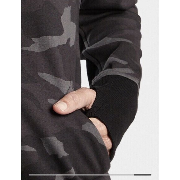 ATHLETA Women's Full Zip Triumph Camo Printed Hoodie SIZE‎ SMALL Camo NWT - Picture 6 of 12